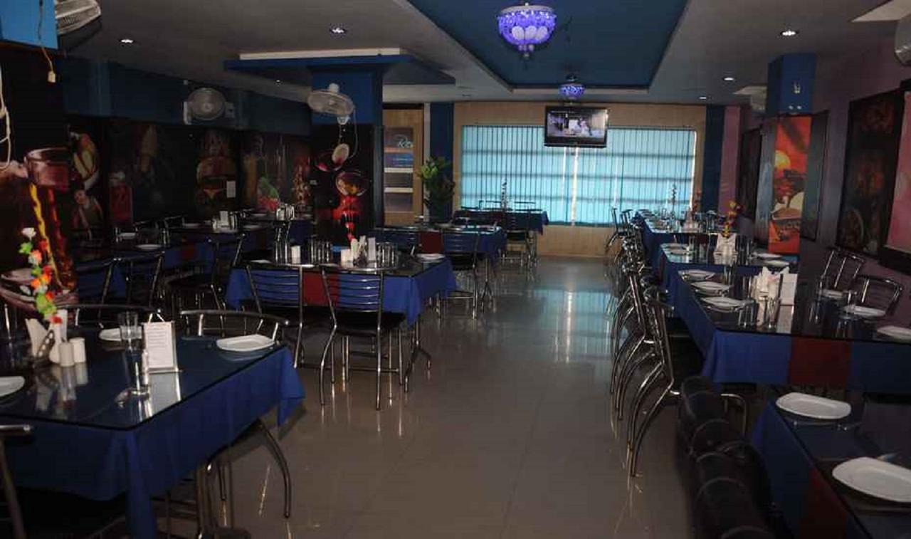 Hotel Bhubaneswari Classic Brahmapur Exteriör bild
